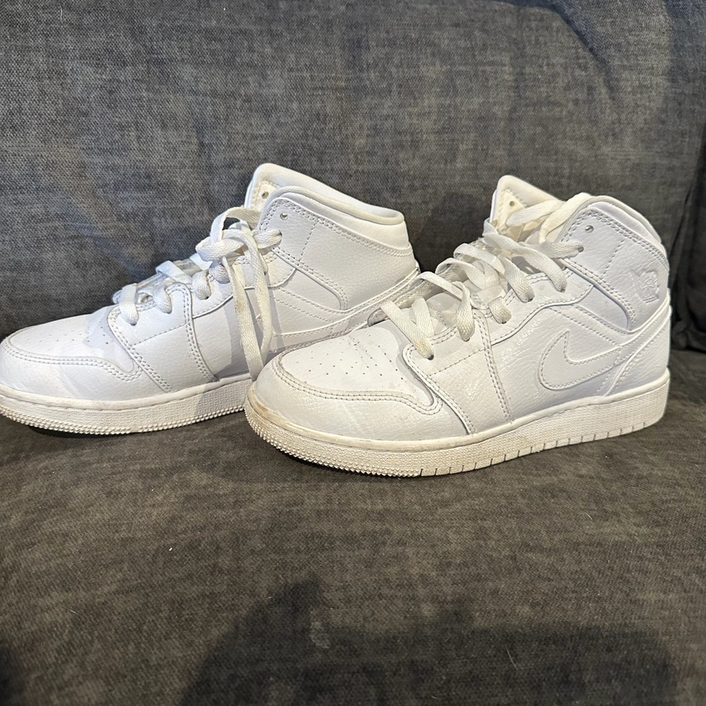 Nike Jordan Youth White Sneakers